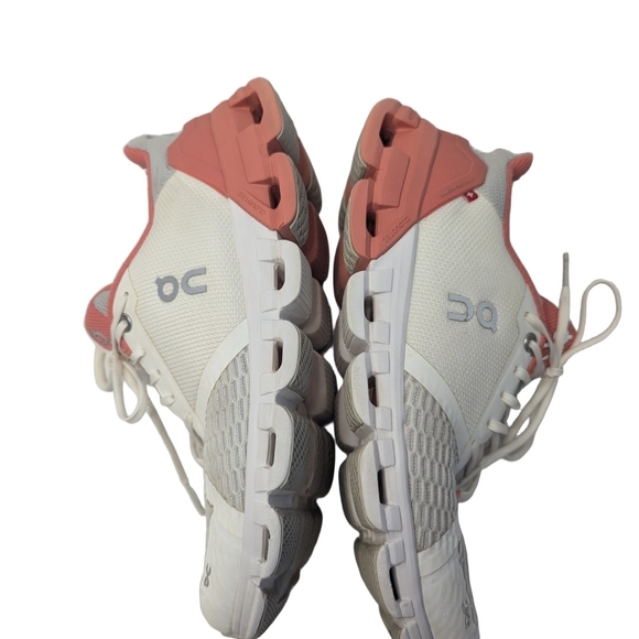 On  Cloudflyer Running Shoes Oncloud White Coral Womens Athletic Size 8.5 - Picture 6 of 9